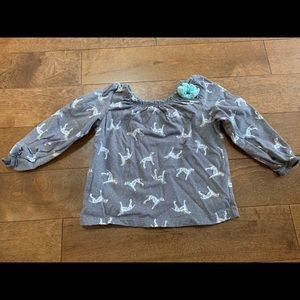 Girls love sleeved shirt